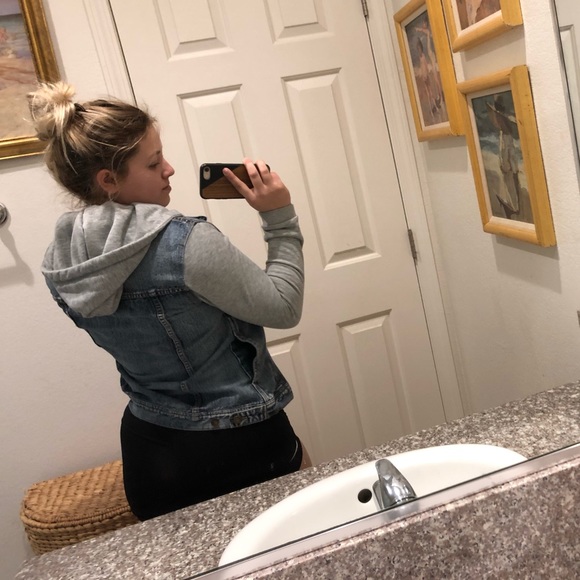 Sold - Picture 4 of 4